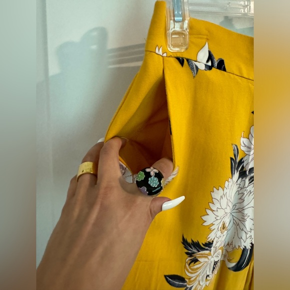 💛💐LOFT Petite Sized Floral Trousers - Picture 8 of 8